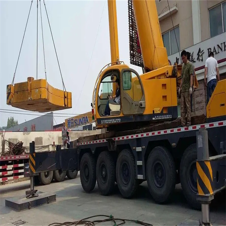 六安金安当地吊车出租|机器吊装|75吨|工厂搬迁服务